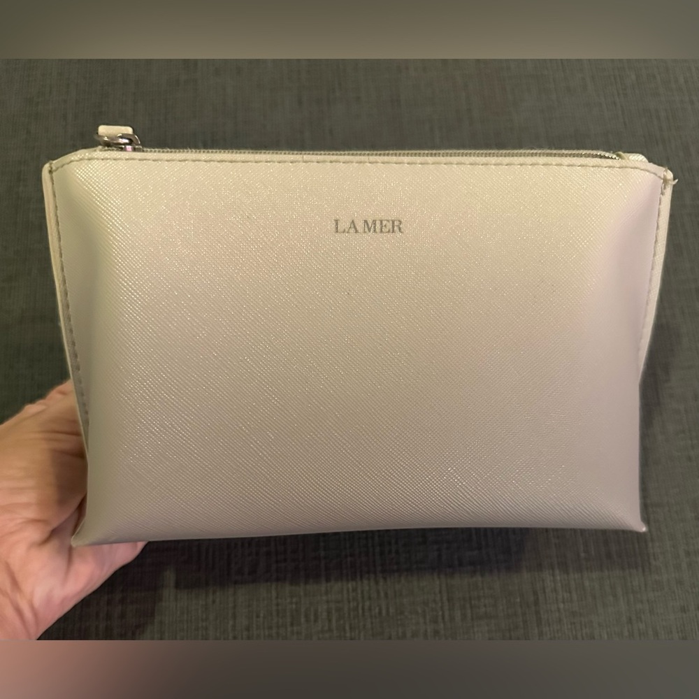 La Mer Zipper Pouch